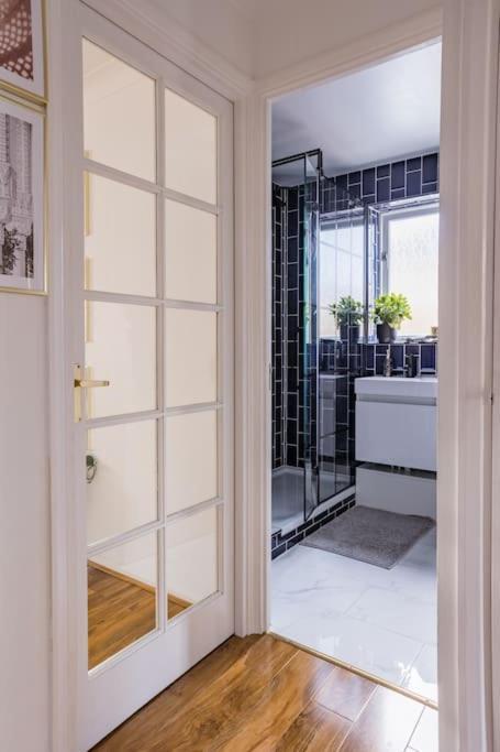 Bright &Spacious One Bedroom Flat Off Canary Wharf Londyn Zewnętrze zdjęcie